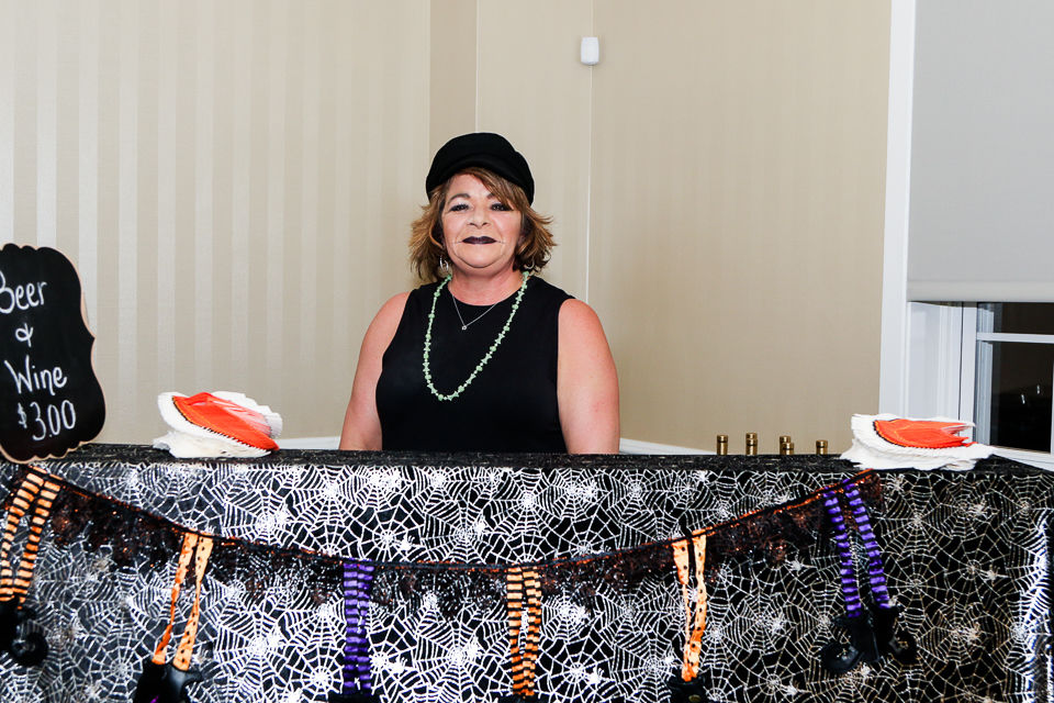 Meeting Place Mission Halloween Party_Morganton Community House 2019-9078.JPG